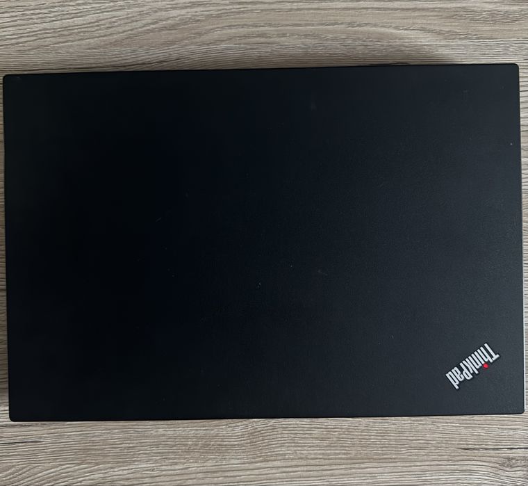 Lenovo ThinkPad i7-8565U / 16GB RAM / Windows 11 Pro – Laptop Business