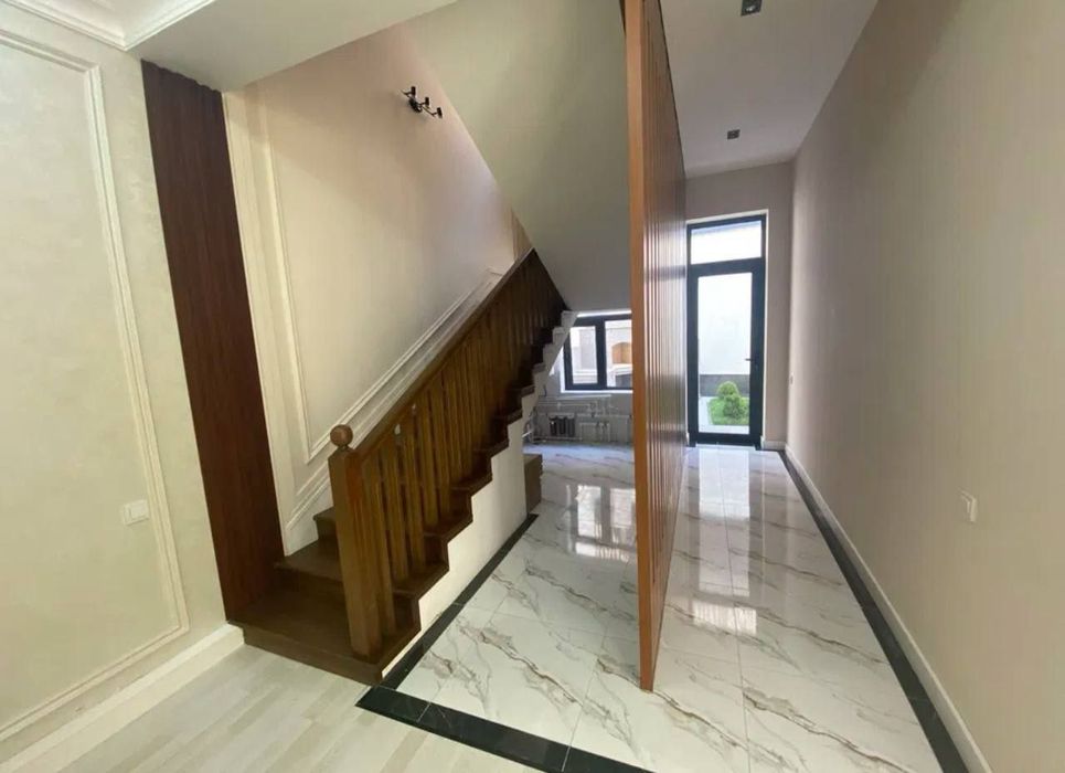 Дом, Дархан, коттедж 2.5-соток, 5-комнат, 200кв.м.