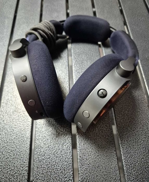 Слушалки DYSON OnTrack