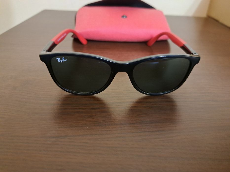 Очила Ray Ban с калъф