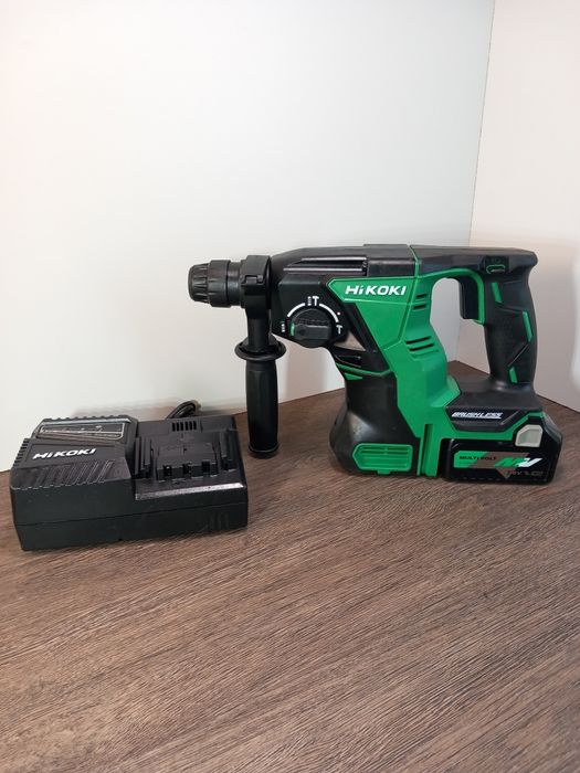 Vând rotopercutor Hikoki
