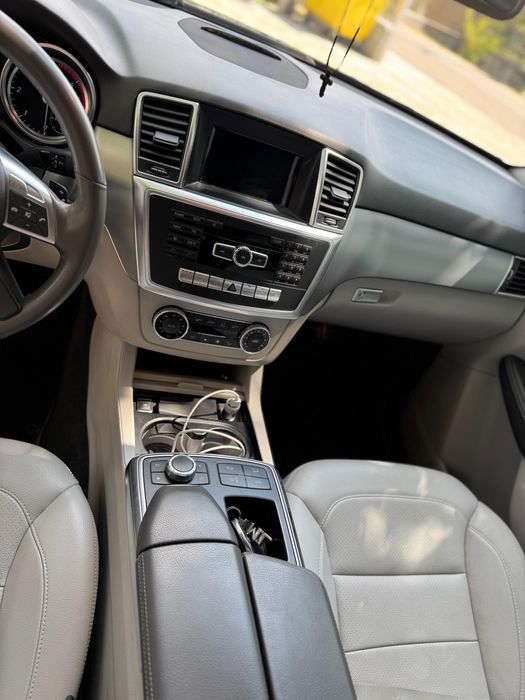 Mercedes-Benz ML 350 BlueTEC 4MATIC AMG