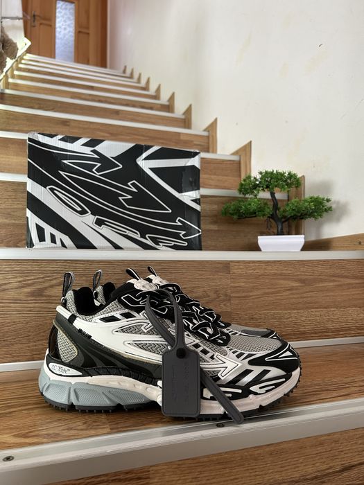 Off white be right back