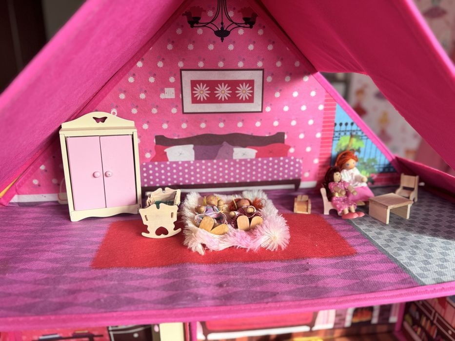 Детска къща за кукли