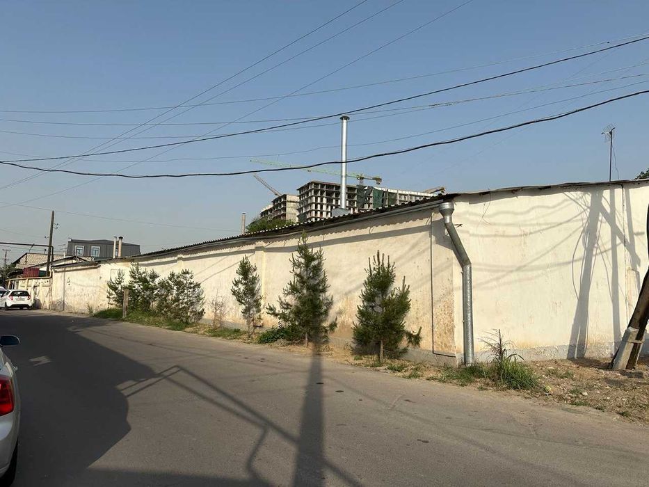 ОТ СОБСТВЕННИКА ПРОДАЕТСЯ база с офисом (под склады и прочее 10 соток)