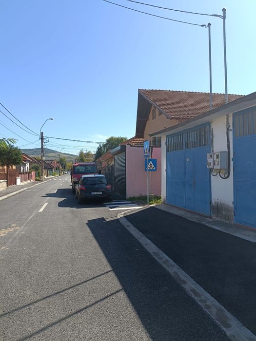 Vând garaj situat în Hunedoara