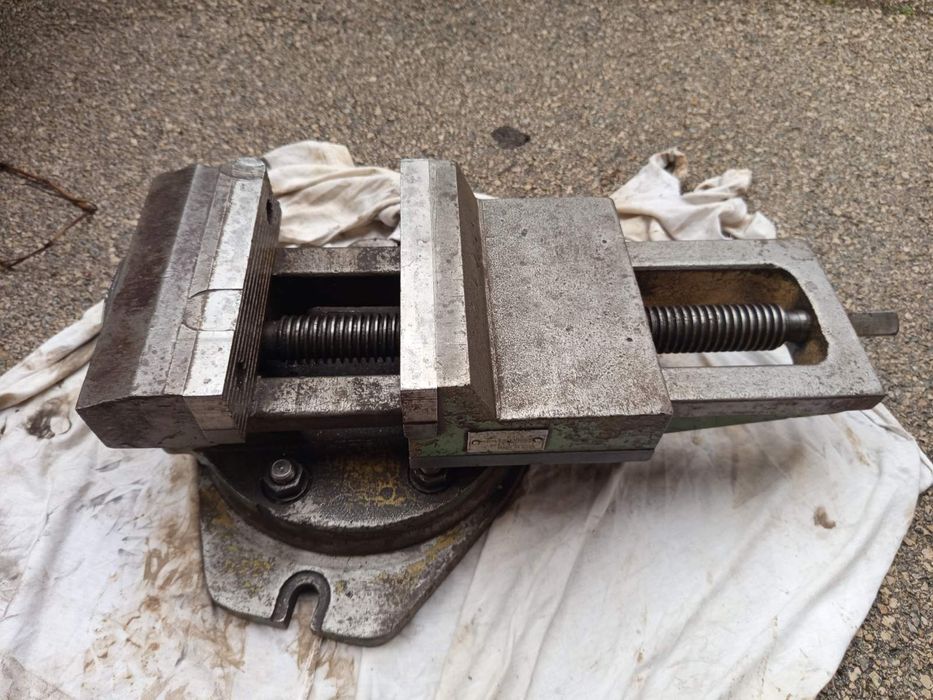 Голямо въртящо машинно менгеме 50кг.