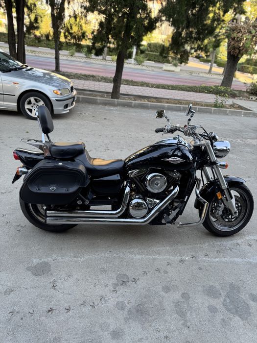 Vand motocicleta Suzuki Marauder VZR 1600