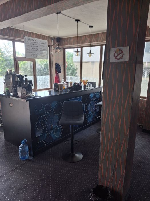 Inchiriez spatiu comercial