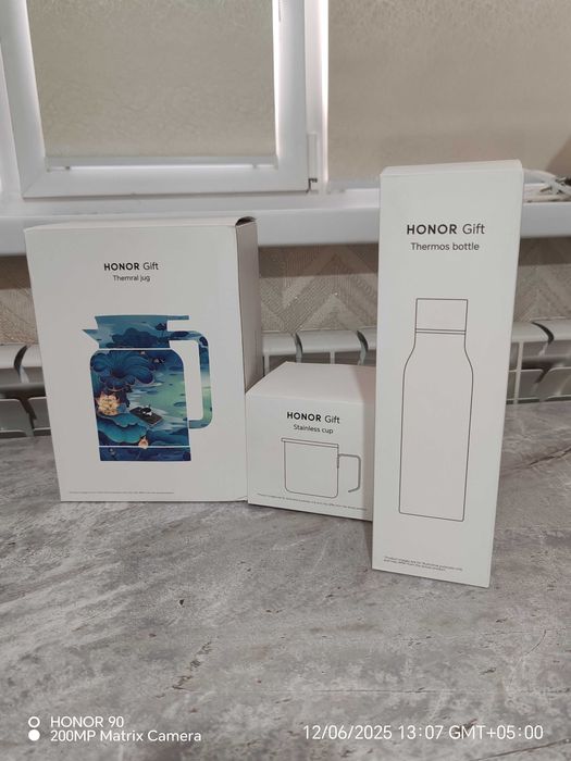 Набор термосов новый