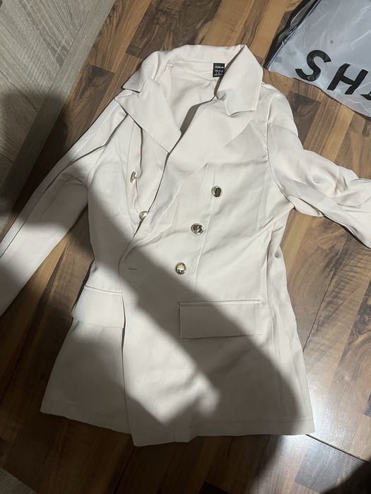 Дамско сако размер С