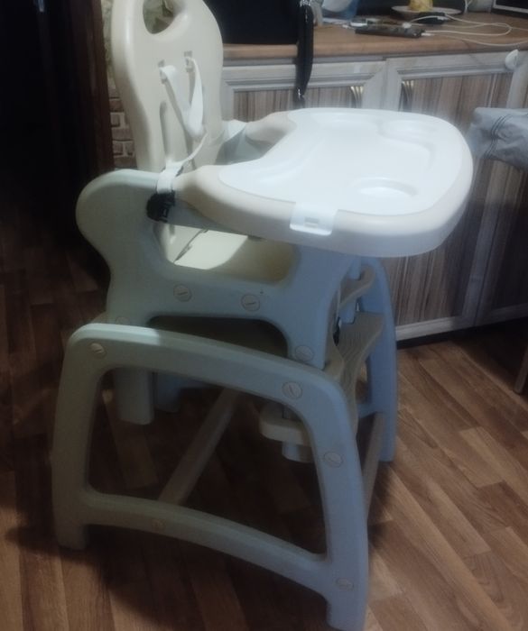 Детский стульчик-- трансформер