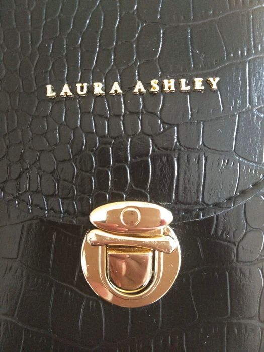 Дамска чанта LAURA ASHLEY