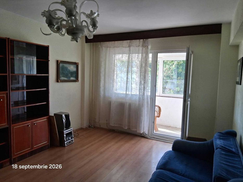 Viitoarea ta locuință: str. Energiei, et. 2, vedere stradală sud, decomandat, termoizolat, logie, balcon, termopan, centrală nouă wi-fi, finisaj vechi