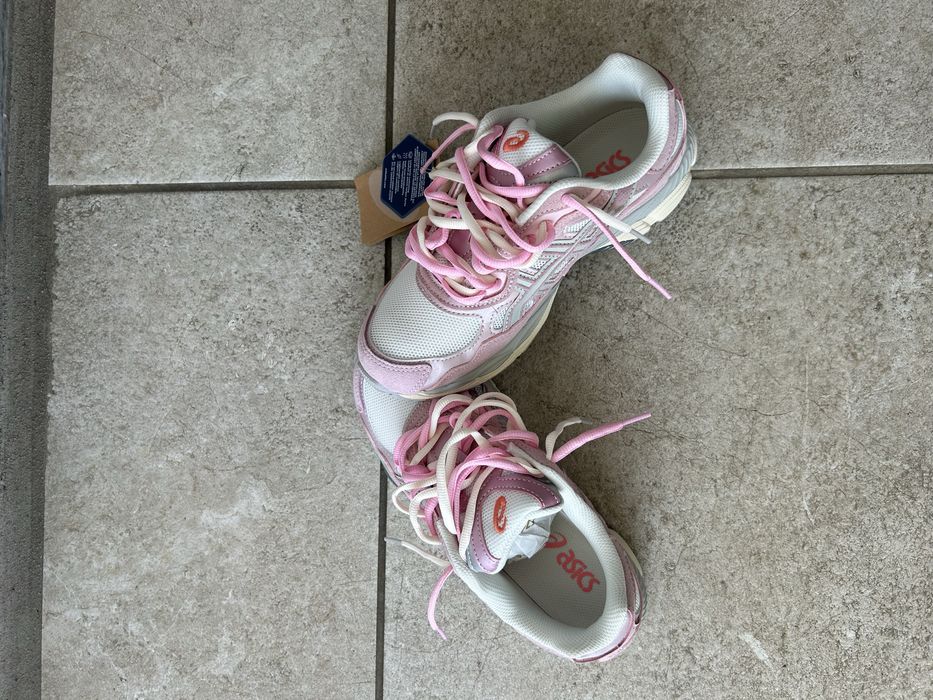 Asics Gel NYC Roz Double Laces