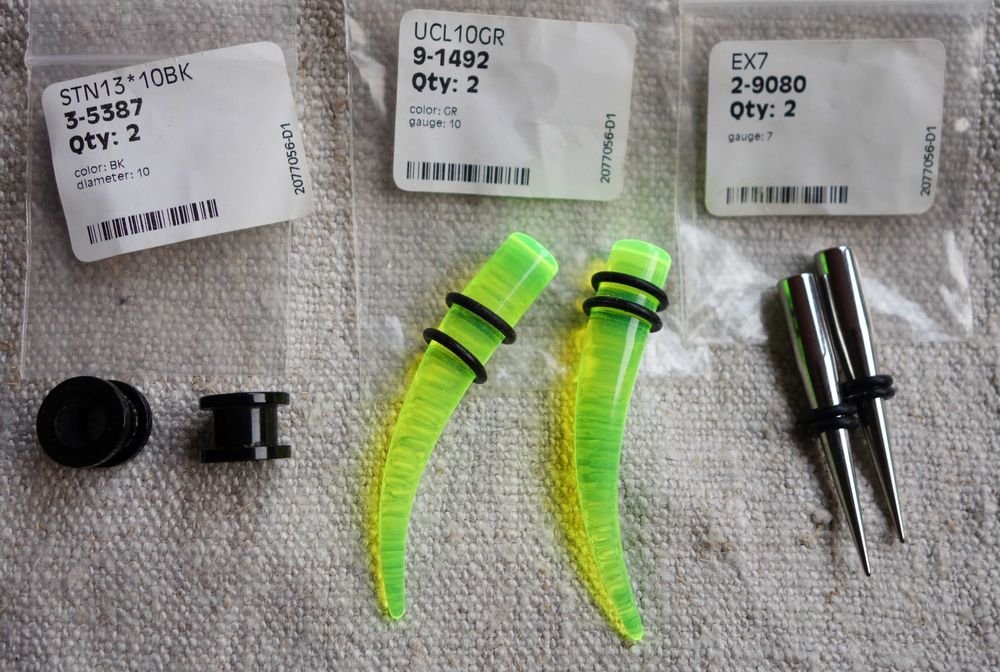 Flash tunnel expander plugs pircing