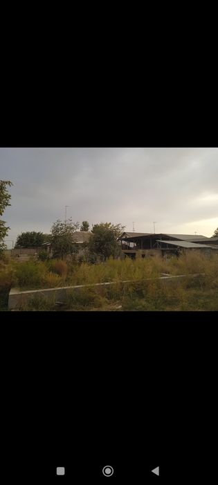 Yer sotiladi 4+4 sothk