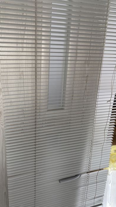 Jaluzele orizontale aluminiu