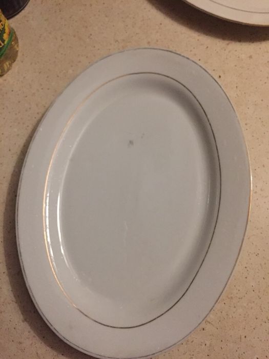 Овальные тараелки