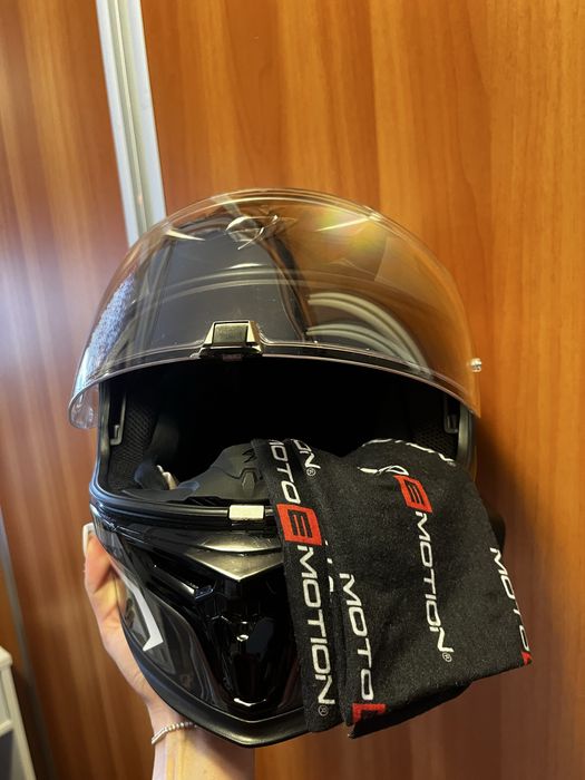 Vând cască moto Scorpion