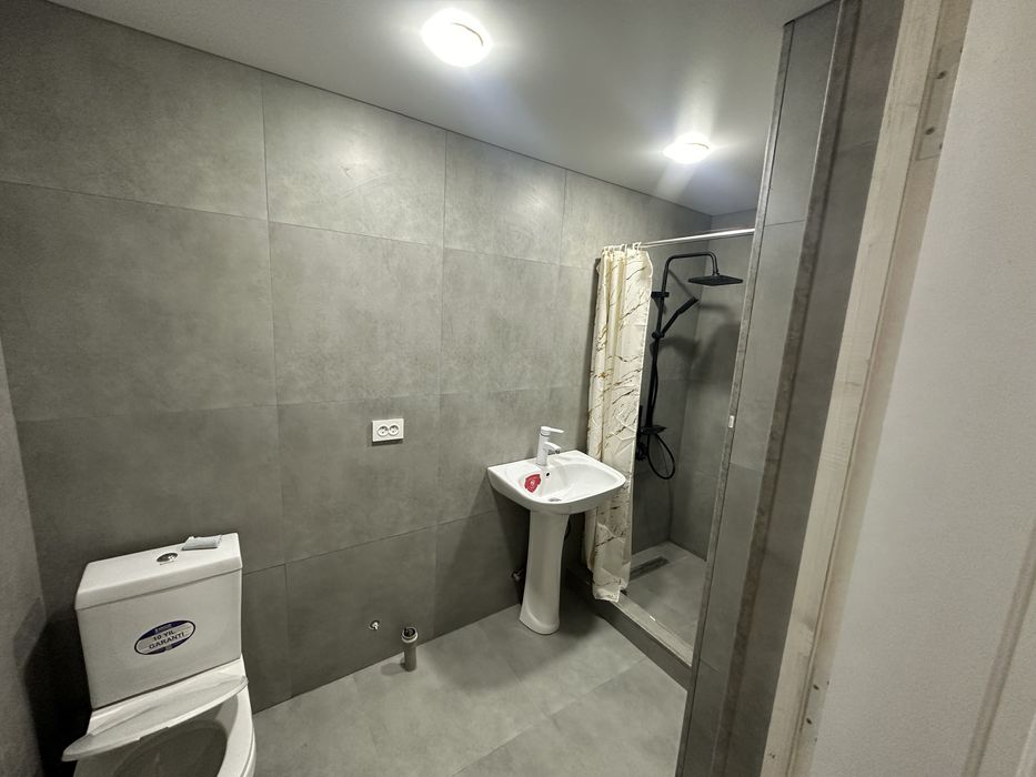 100кв уй сотилади