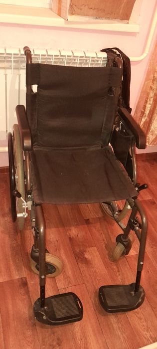 Инвалидный коляска
