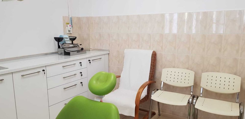 Inchiriez cabinet stomatologic Policlinica Kogalniceanu