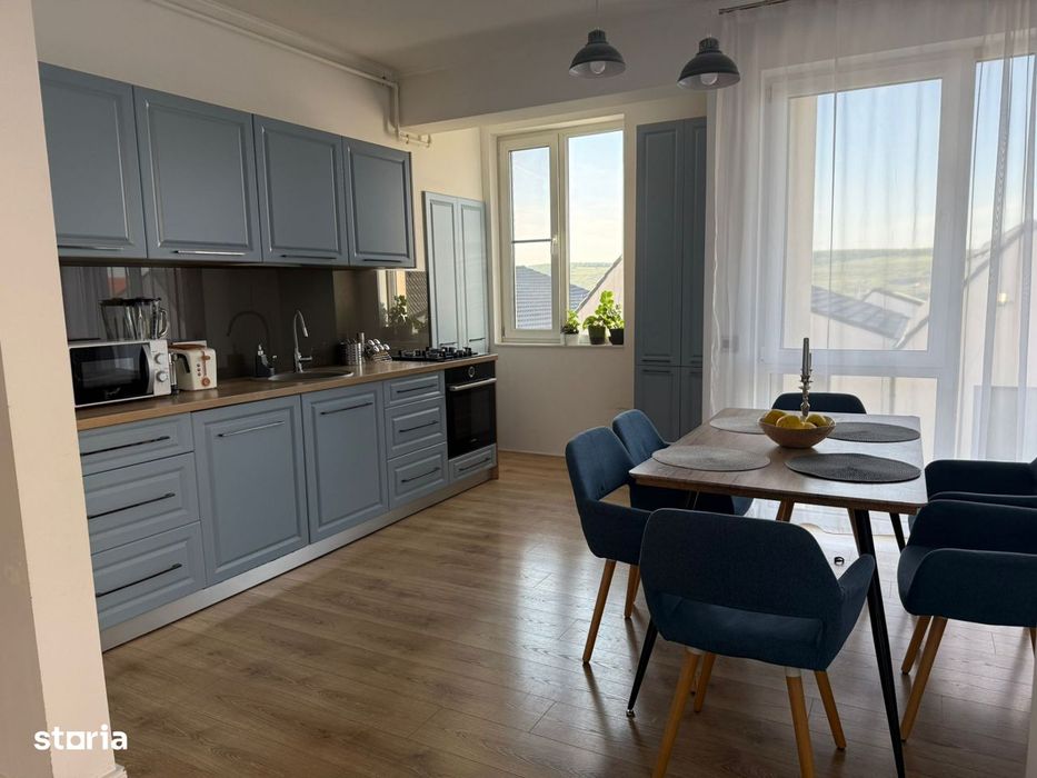 Duplex de vanzare de 120 mp , teren 300 mp zona Vivo