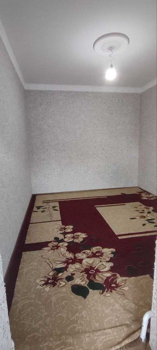 Hovli uy sotiladi avangart sentrda