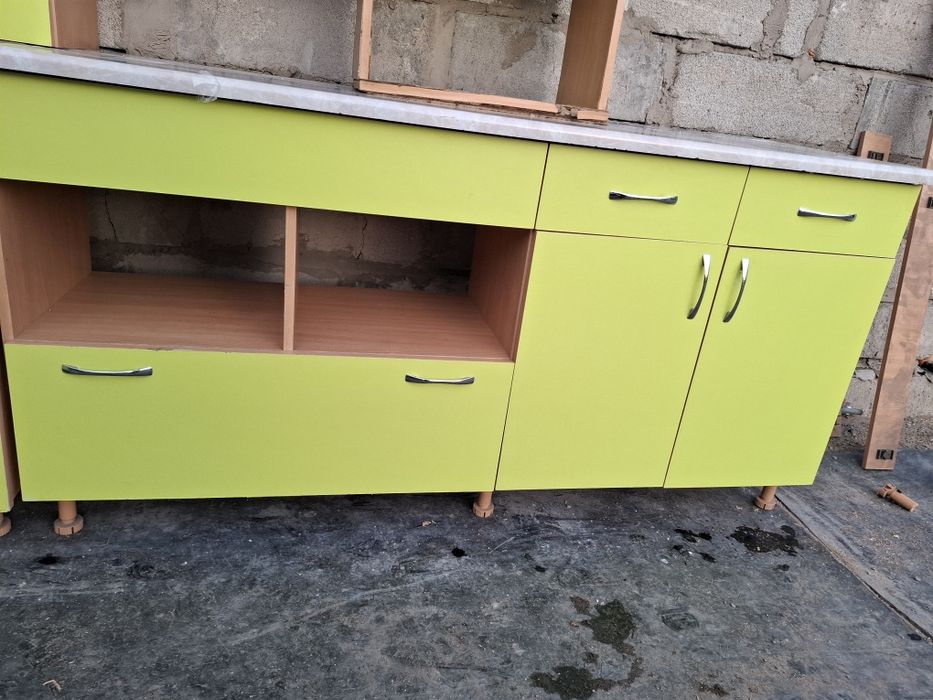 Кухонный гарнитур угловой