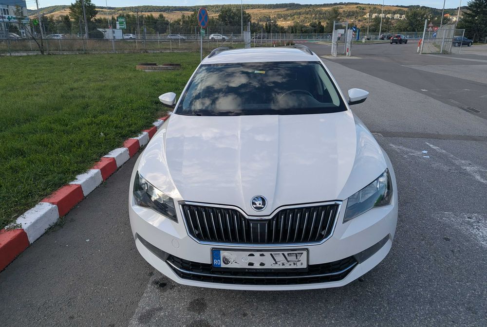 SKODA Superb 0 — imagine 5