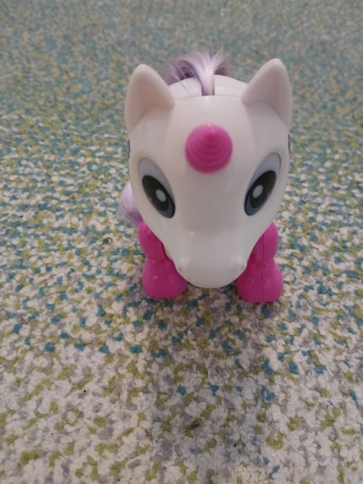 Детска играчка робот еднорог