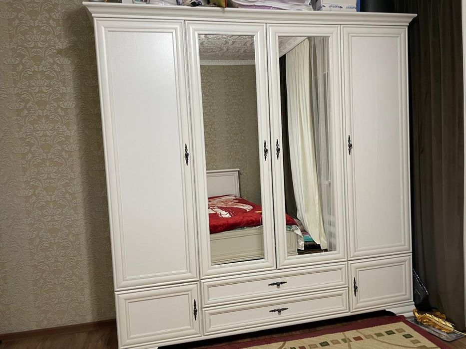 Спальная гарнитура