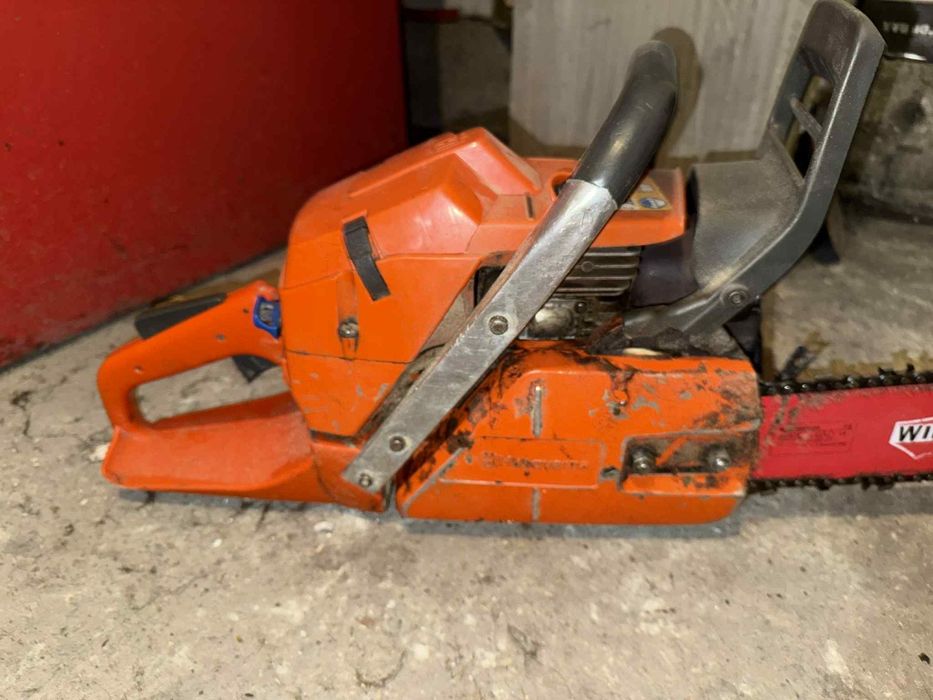 Vând o huzvarna 365