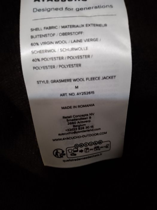 Jachete  din fleece cu lână