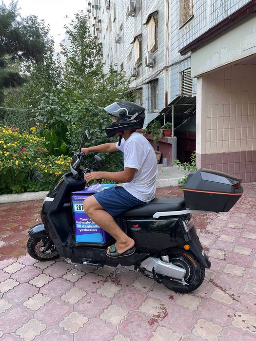 Электронный скутер