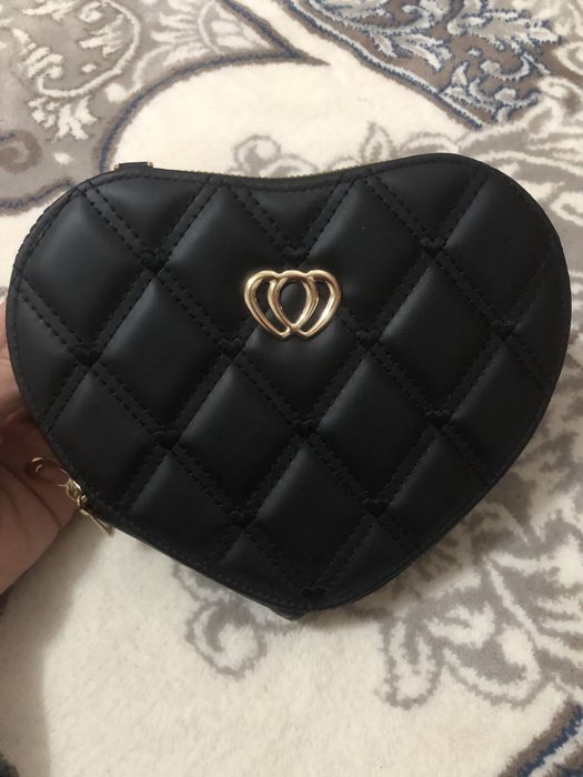 Ayollar sumkasi yangi