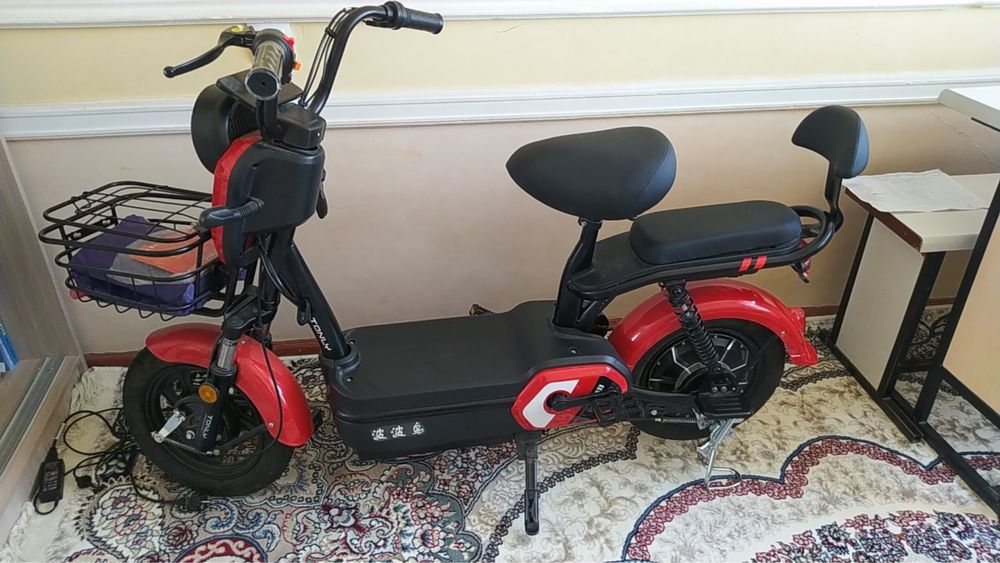 Elektra skuter maped