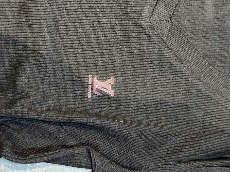 louis vuitton тениска черна нова не носена Луи вютон LV