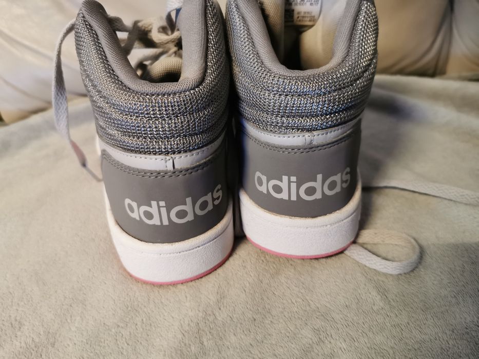 Pantofi sport Adidas