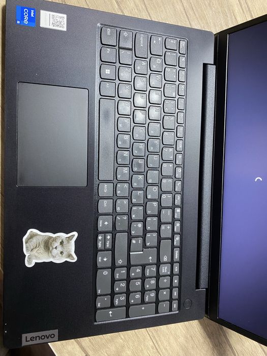 Срочно проодаю Lenovo V15 G2 ITL i5-11 поколения