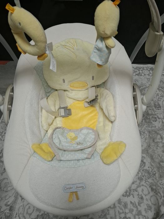 Vand balansoar electric bebeluși  cu  6 trepte de viteză  'melodii   stare foarte bună fara defecte  ' Foarte curat si igienizat!!
