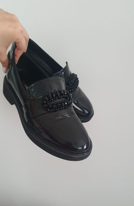 Pantofi dama eleganți