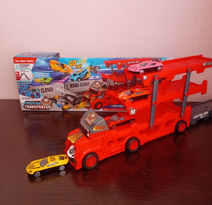 Продам детские машинки