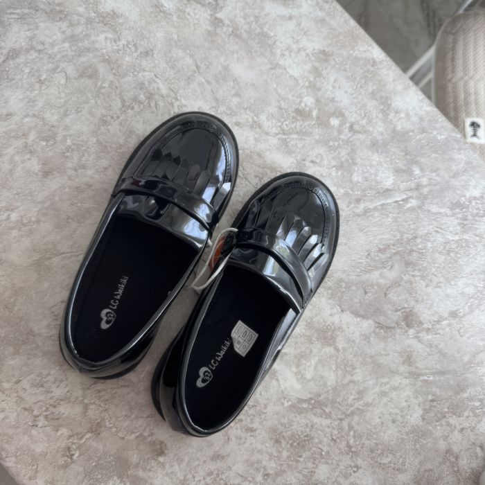 Школьные туфли для девочек