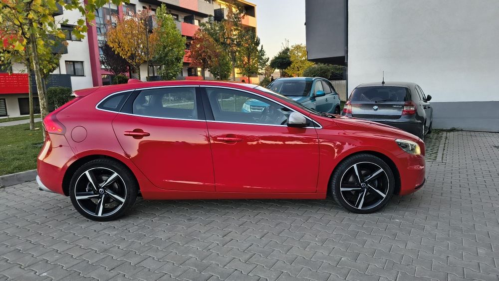 VOLVO V40 2016 — imagine 5
