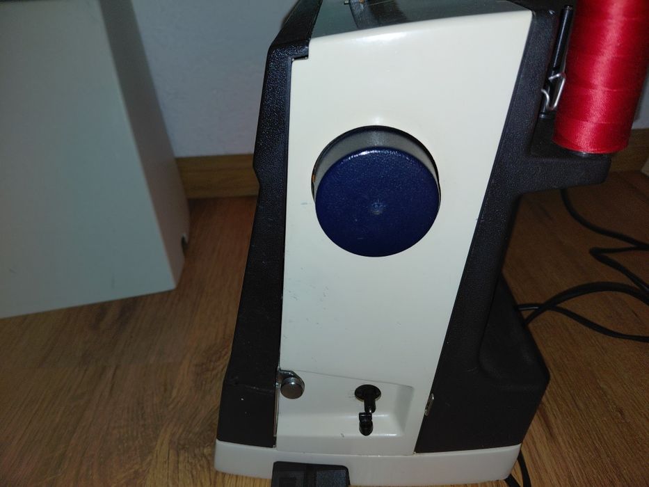 Шевна машина Husqvarna