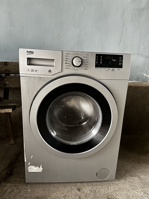 Kir moshina Beko sotiladi