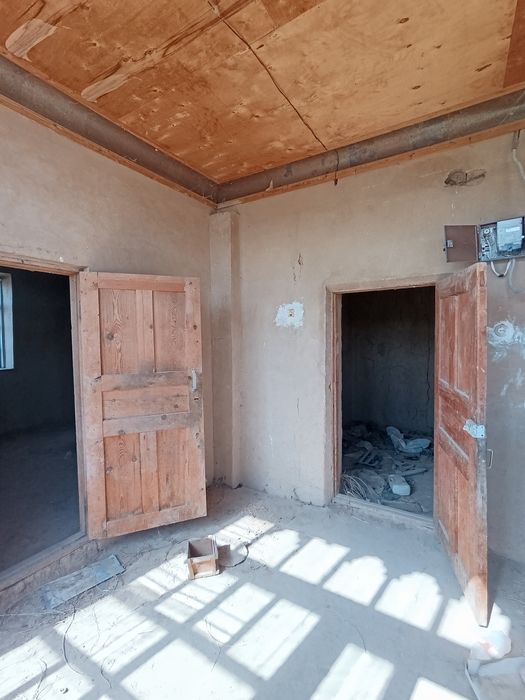 Ховли сотаман 14сотих ,сув яхши