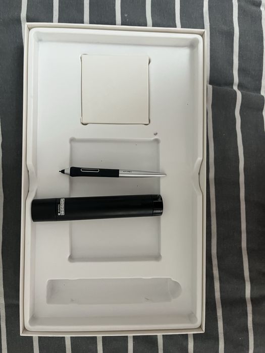Планшет XP-Pen Deco Medium для рисования на компьютере и телефоне